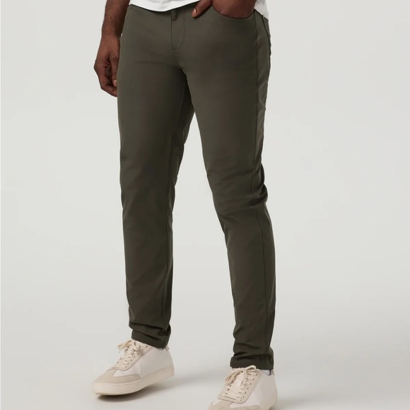 VUORI Meta Pant Athletic Slim Fit 32 inch Olive Green Stretch Sz 34 x 32 - Picture 1 of 15